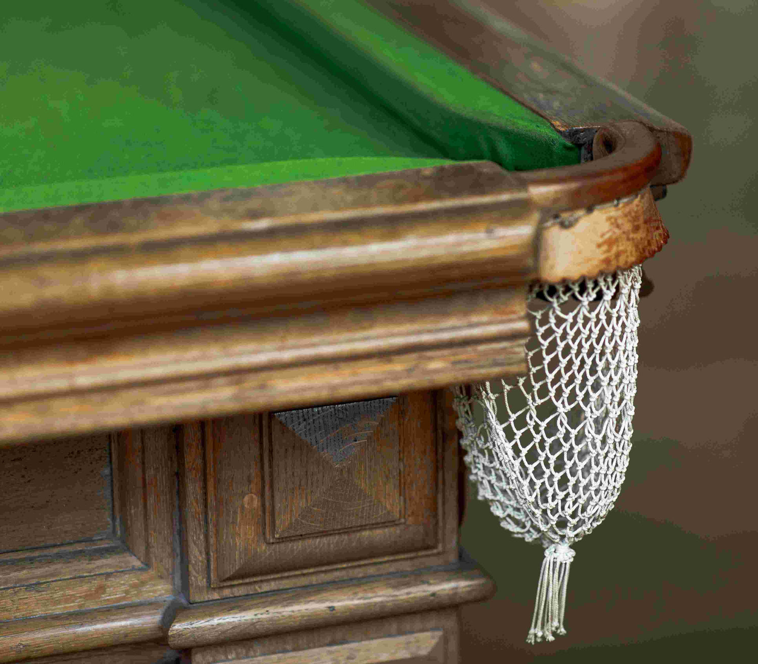 147Pot.com snooker table pocket