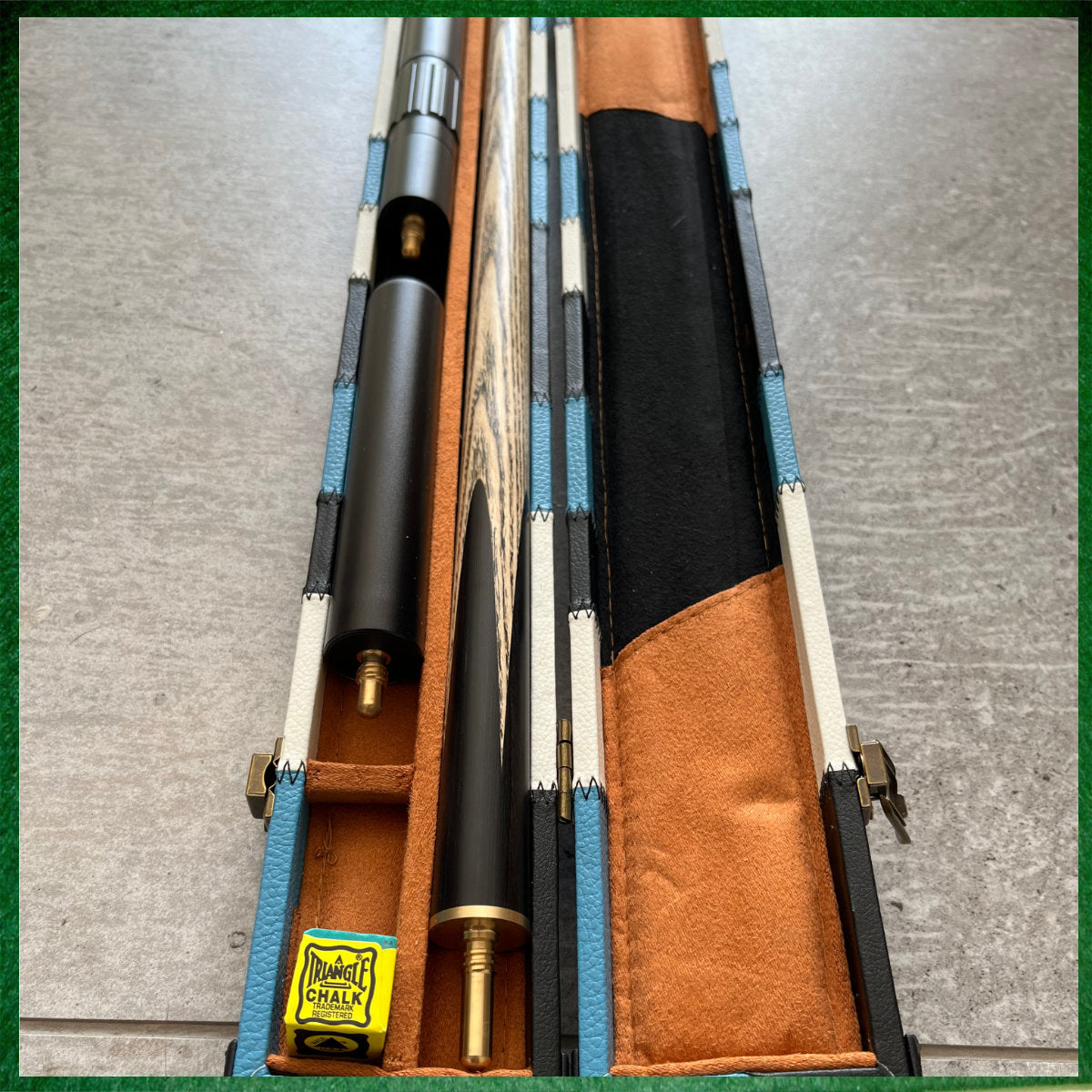 57" Snooker/Pool Cue + Case + Extensions Bundle :: Sleek Black & Blue Style