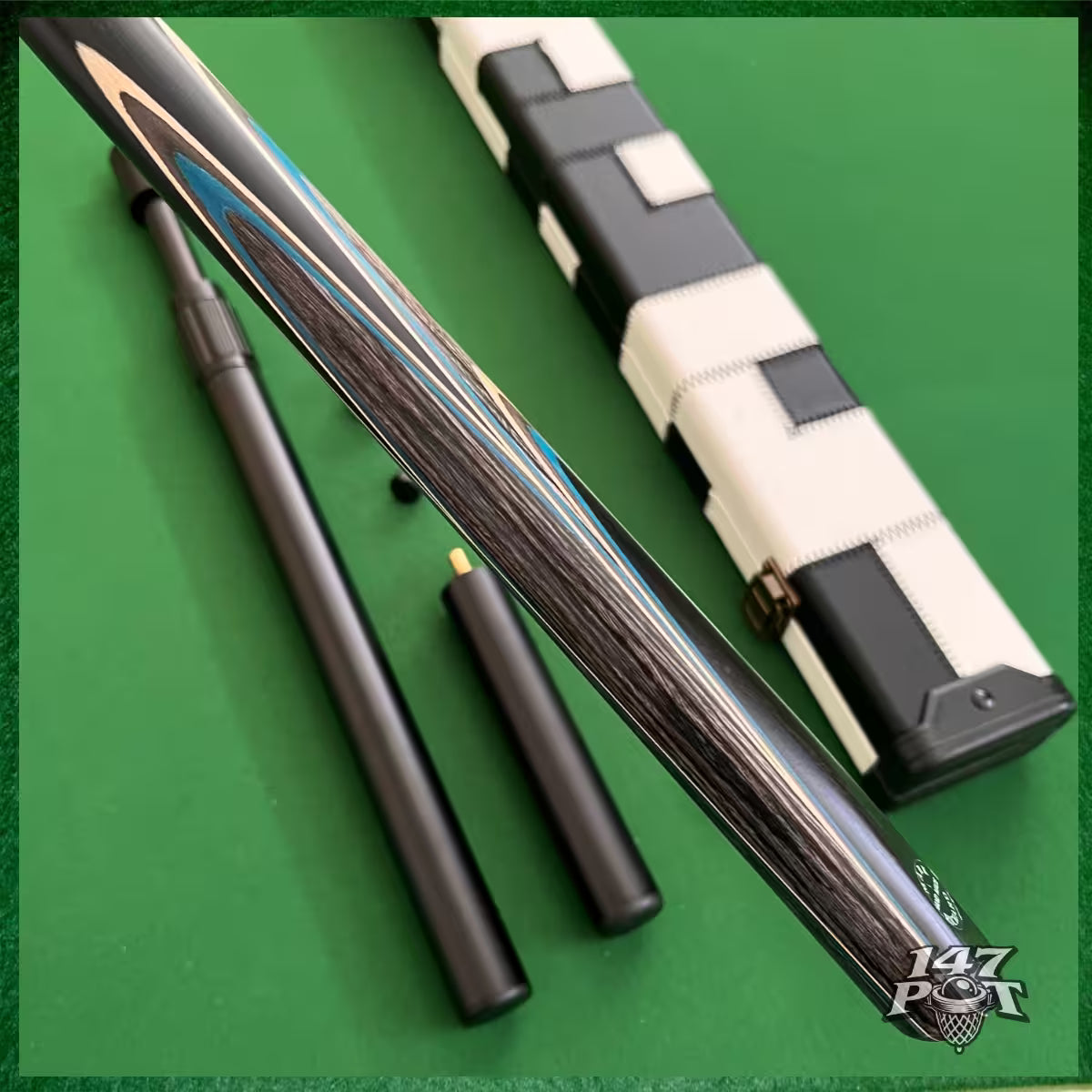 58 Inch Snooker/Pool 3/4 Jointed Ash Cue - 9.5mm Tip - Hard Case - 2x Extensions Bundle :: Blue & White Arrows