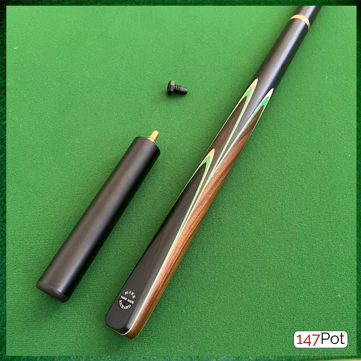58 Inch ¾ Joint Handmade Ash 9.5mm Tip Snooker/Pool Cue - Green & White Arrows